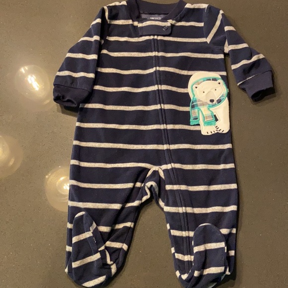 Carter’s Fleece Pajama Bundle (Button and Zippers) 3 Month - Picture 10 of 15